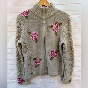 VTG Frost size M floral crochet Grannycore full zip wool cardigan sweater